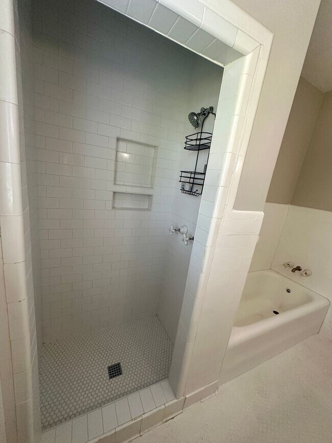 Building Photo - 3 BED | 2 BATH | ARDSLEY PARK | PRIVATE BACK PORCH