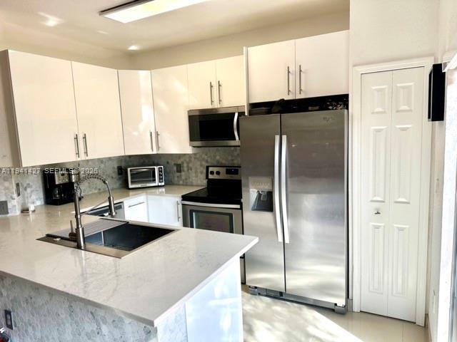 Building Photo - 10850 NW 82nd Terrace