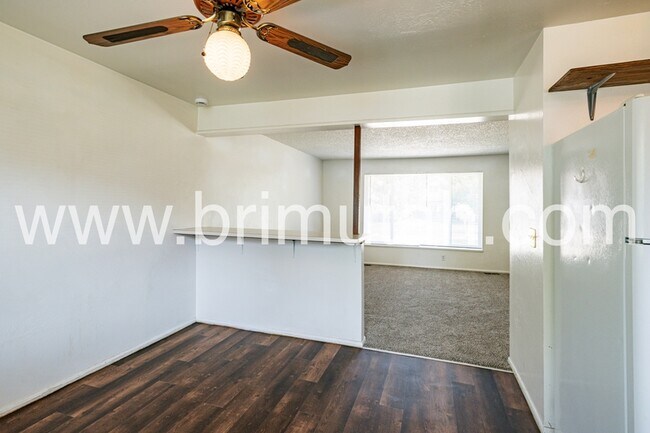 Building Photo - 656 E 5640 S