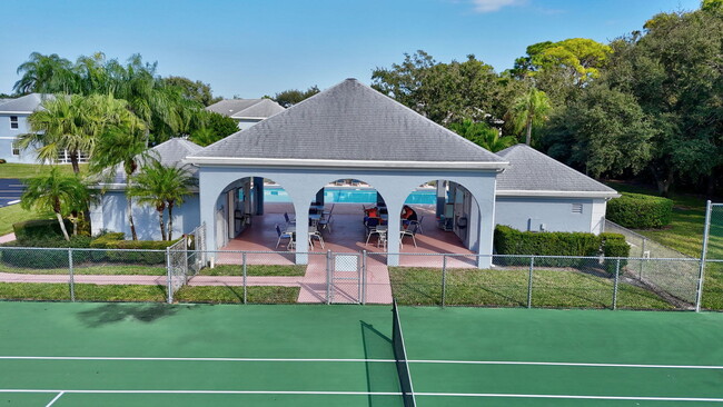 Building Photo - 3254 SE Aster Ln