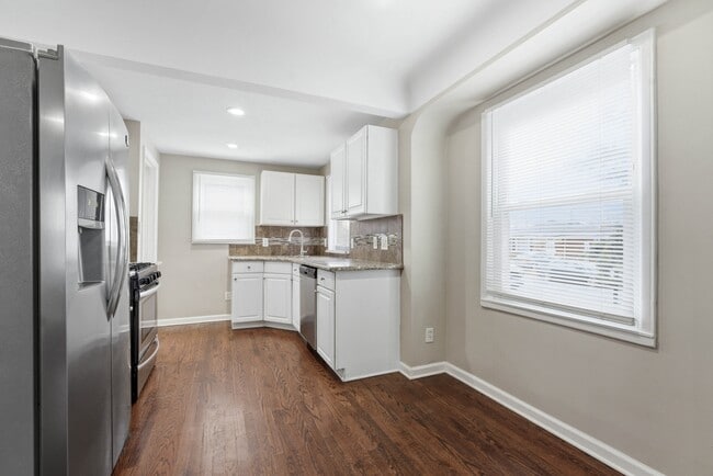 Building Photo - 4669 17th St