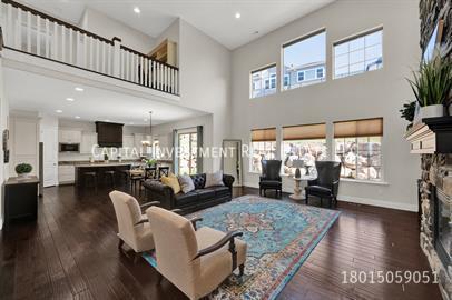 Building Photo - 222 Parkway Cir