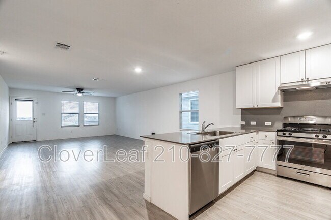 Building Photo - 12803 Sage Turn