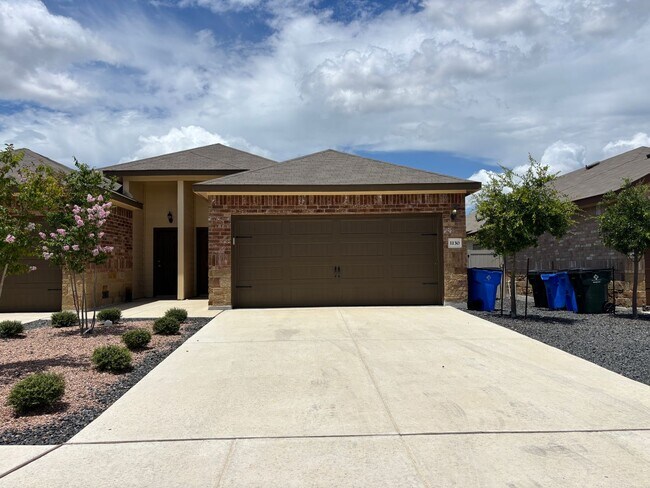 Primary Photo - Luxury Duplex in Seguin with 3-bed, 2-bath...