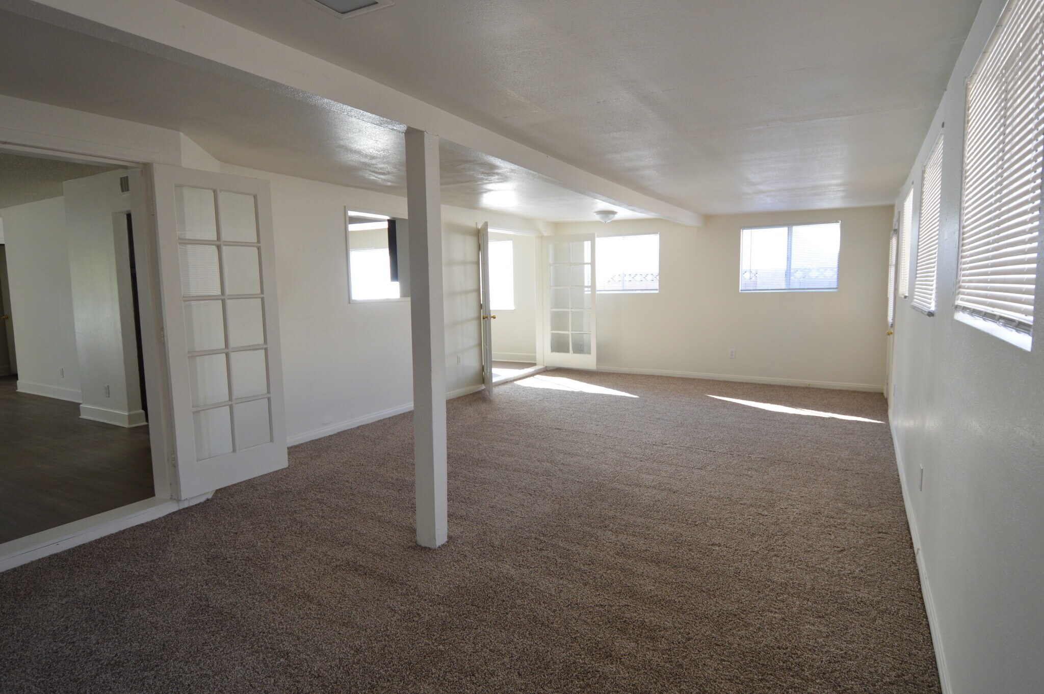 Building Photo - 1553 Teardrop St