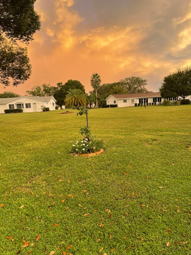 Building Photo - 10328 SE 175th Pl