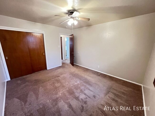 Building Photo - 2519 Wood Ave