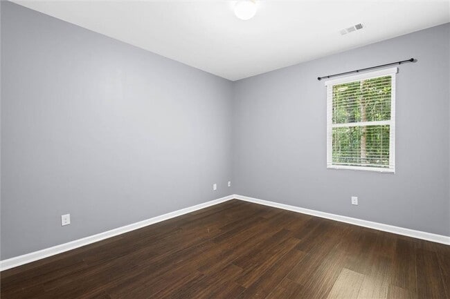 Building Photo - 407 Aviary Ln
