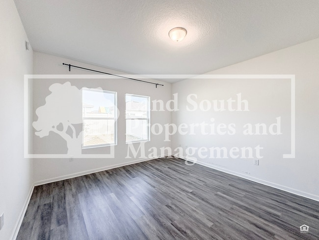 Building Photo - 4141 Salt Springs Ln