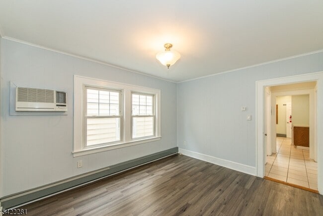 Building Photo - 10 Walnut Pkwy