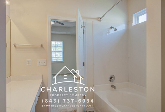 Building Photo - 533 Tribeca Dr