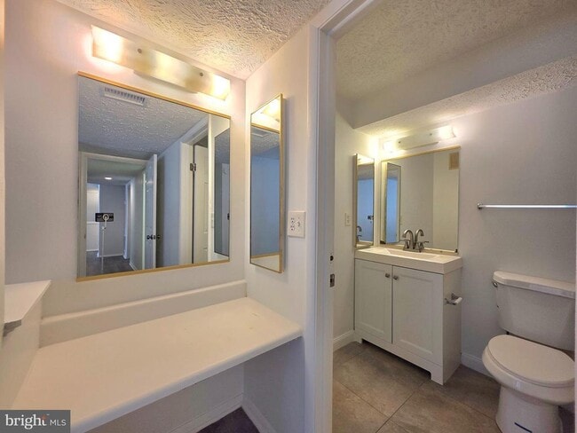 Building Photo - 8380 Brockham Dr