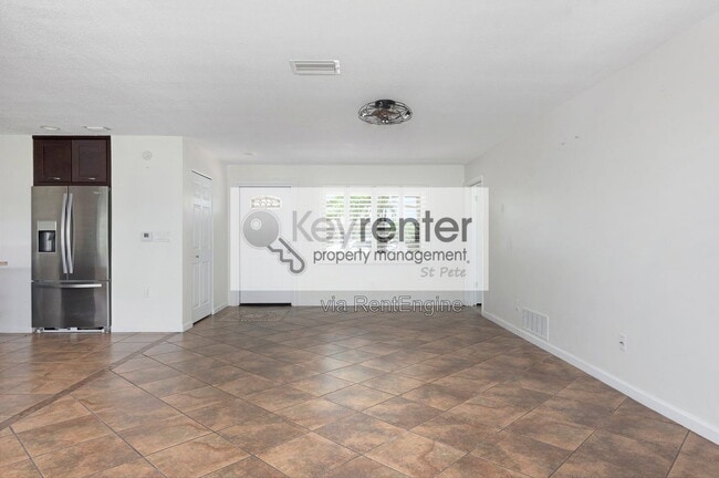 Building Photo - 6575 Green Valley Dr