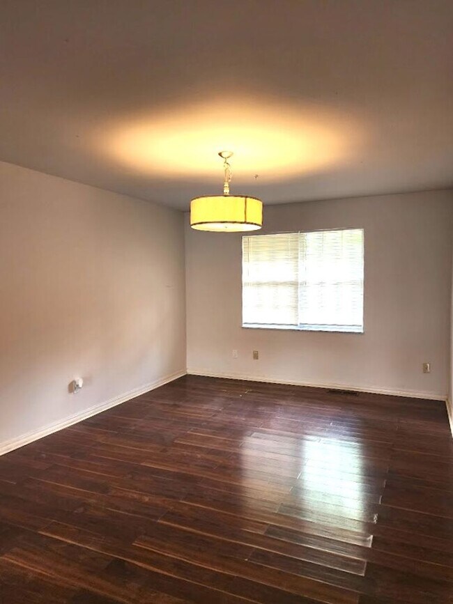 Building Photo - 2224 NW 49th St