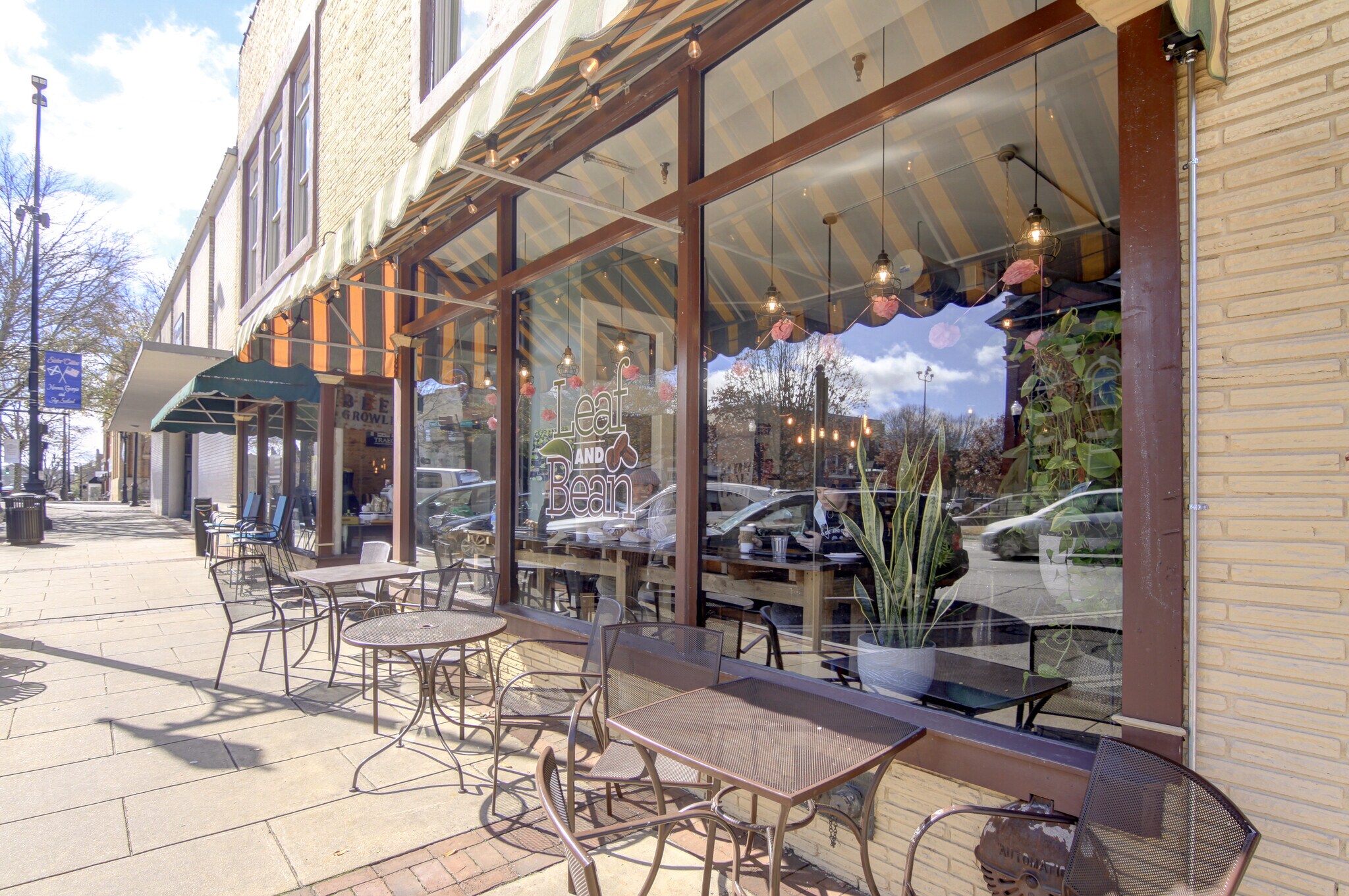 Building Photo - 48 Clark St