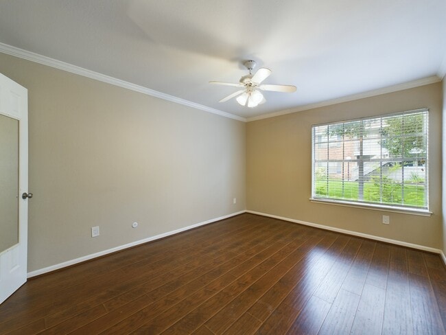 Building Photo - 2350 Bering Dr