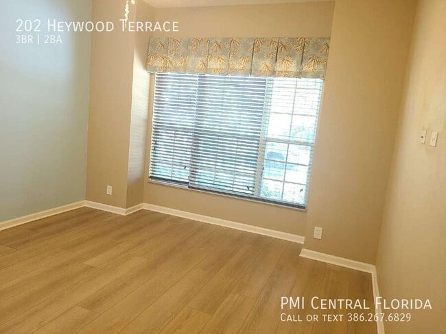 Building Photo - 202 Heywood Terrace