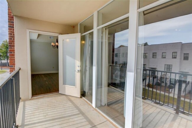 Building Photo - 3209 Ridge Towne Pl