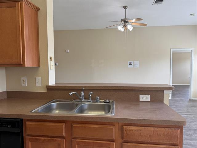 Building Photo - 301 Meadow Lark Ln