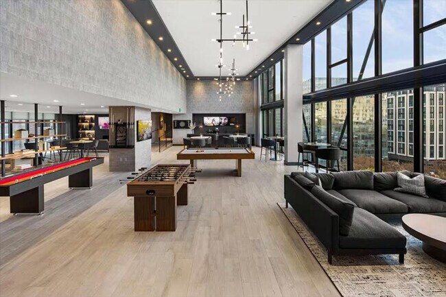 Building Photo - 1051 First St NE