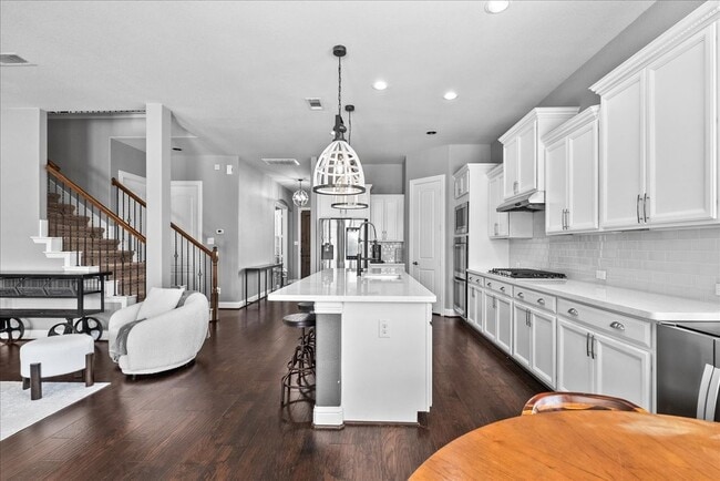 Building Photo - 2932 Hawkins Creek Ln