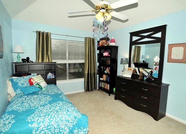 Building Photo - 122 Crystal Reef Dr