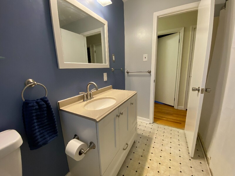 Building Photo - 1599 Early St