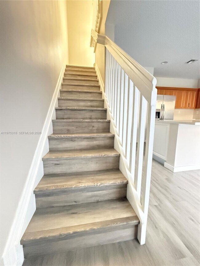 Building Photo - 978 NE 42nd Pl