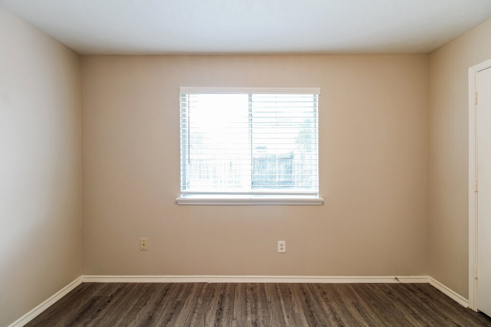Building Photo - 1434 Glasholm Dr