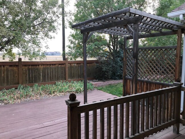 Building Photo - Beautiful 3 Bedroom 2 Bathroom House  **NE...