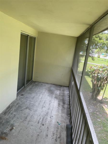 Building Photo - 7355 NW 5th Pl