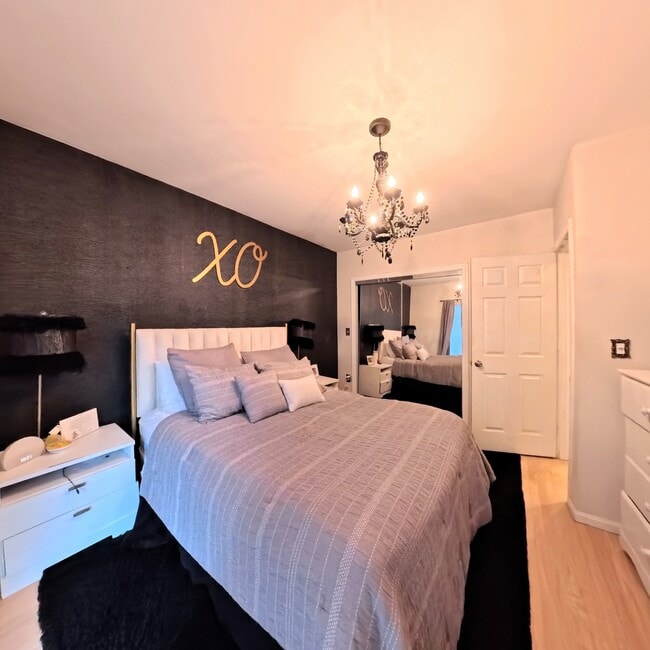 Building Photo - 285 Dorchester St