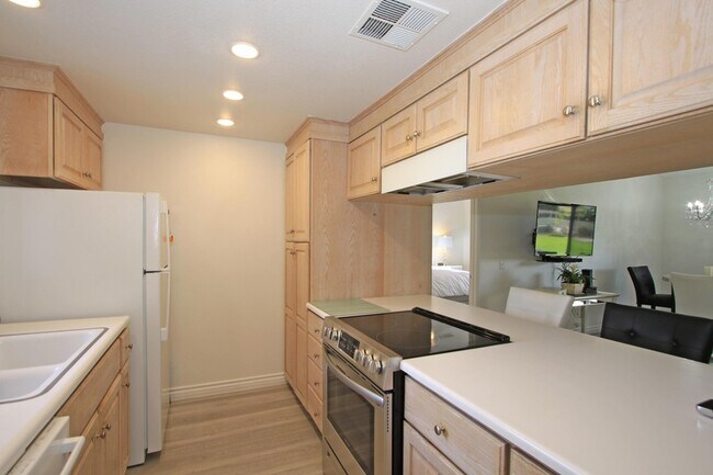 Building Photo - 40128 Baltusrol Cir