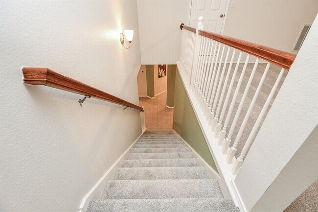 Building Photo - 21126 N Yellow Bud Ct