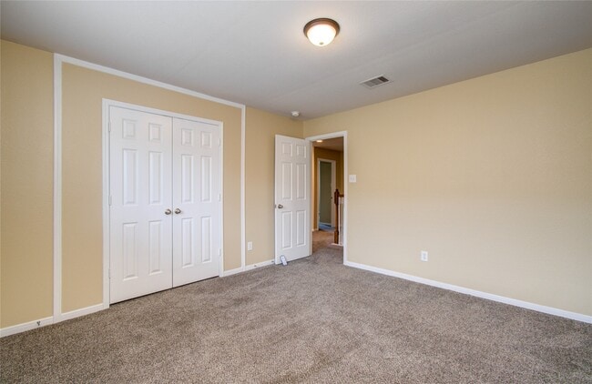 Building Photo - 17607 Memorial Falls Dr