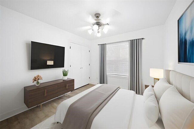 Building Photo - 7650 Springhill St