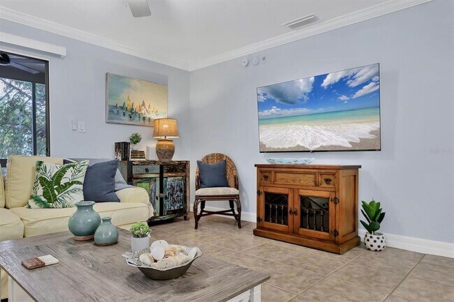 Building Photo - 3350 S Osprey Ave