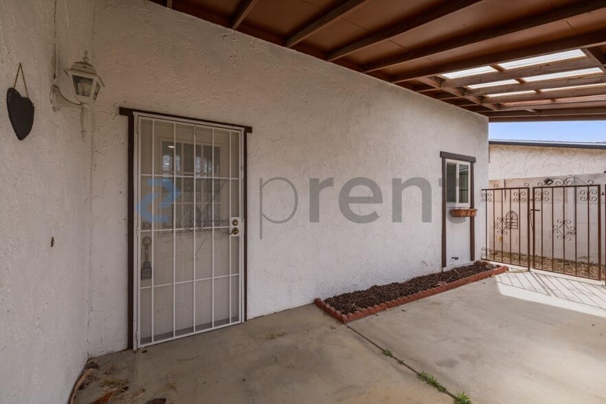 Building Photo - 43160 Virginia Ave