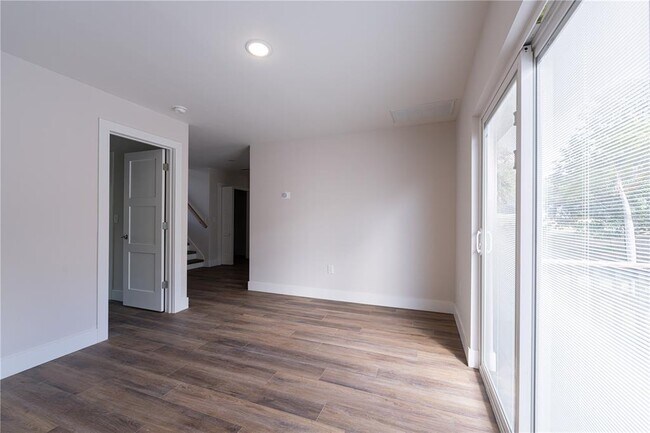 Building Photo - 2721 Ingeborg Ct