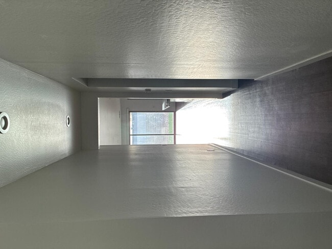 Building Photo - 5630 S Daisy Patch Pl