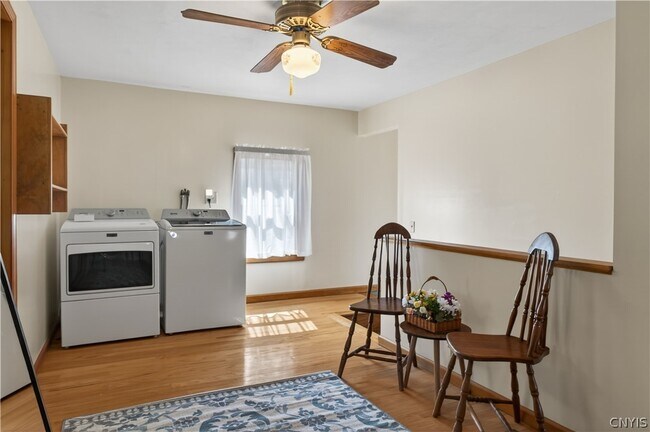Building Photo - 3756 Oak Hill Rd