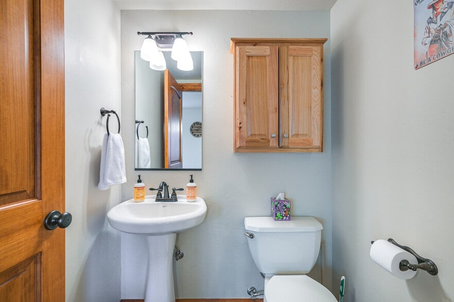 Building Photo - 191 Talisman Dr