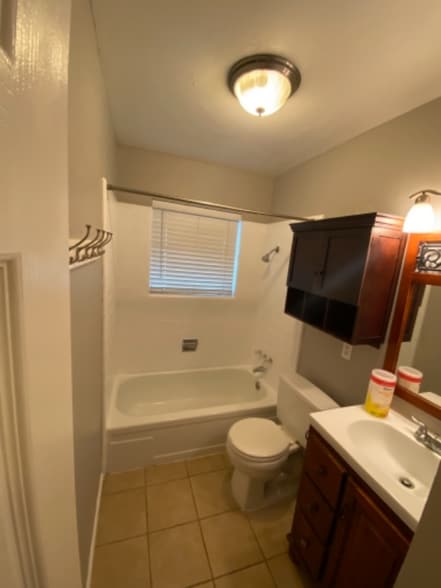 Building Photo - 209 Brenda Dr