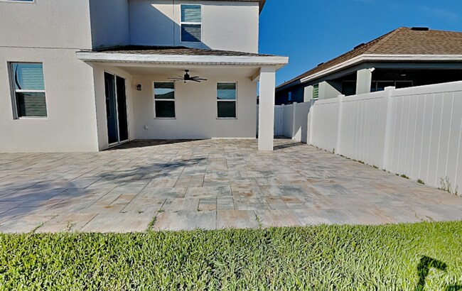 Building Photo - 1103 Silo Dr