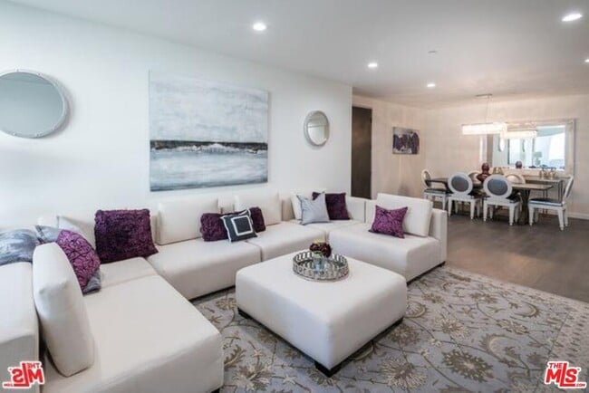 Building Photo - 12045 Guerin St