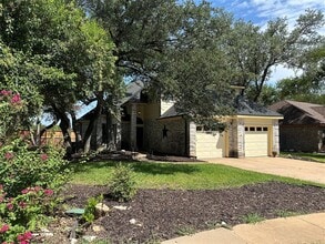 Building Photo - 918 Blue Spring Cir