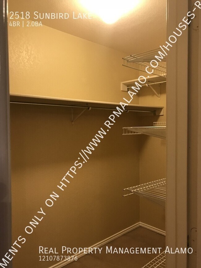 Building Photo - 2518 Sunbird Lk