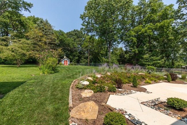 Building Photo - 2BD/2BATH Rockhill Home!