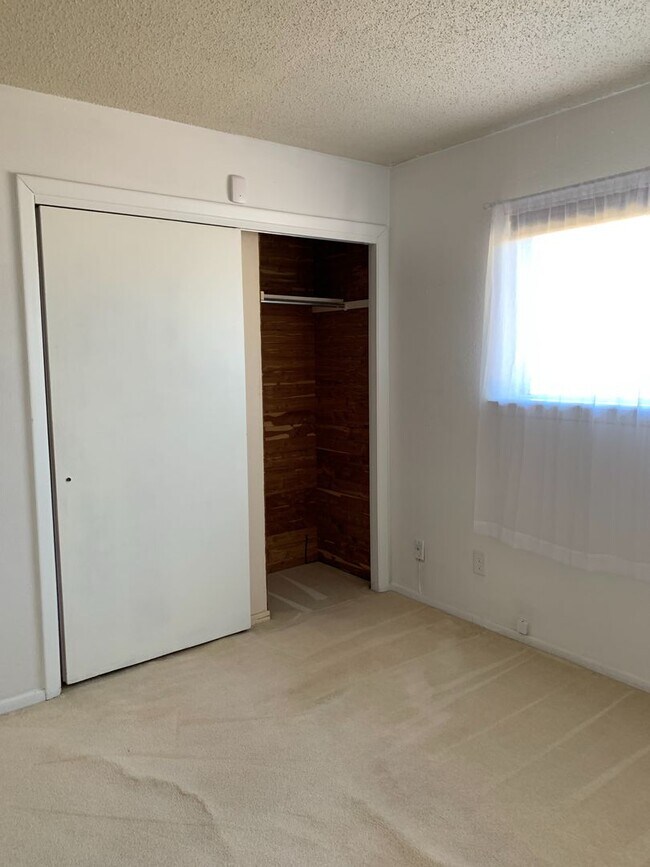 Building Photo - 1640 Courtland Cir