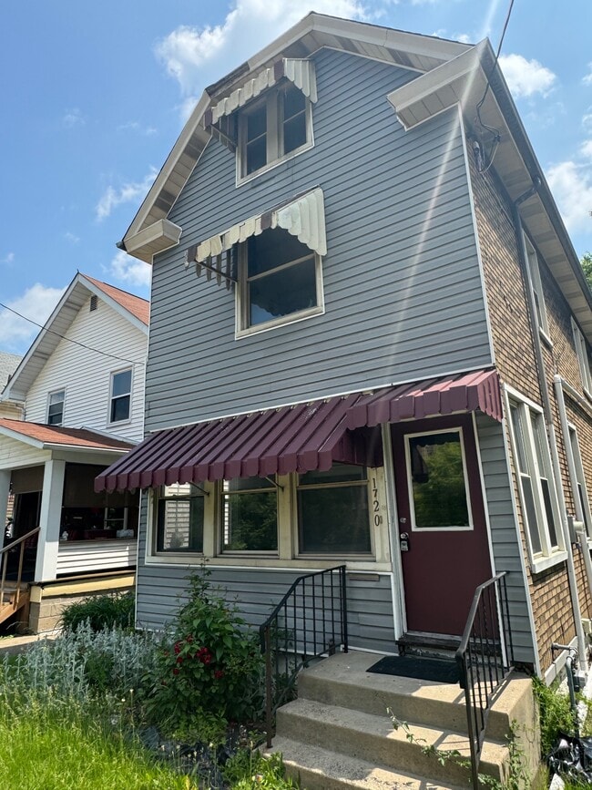 Primary Photo - 1720 Constitution Blvd